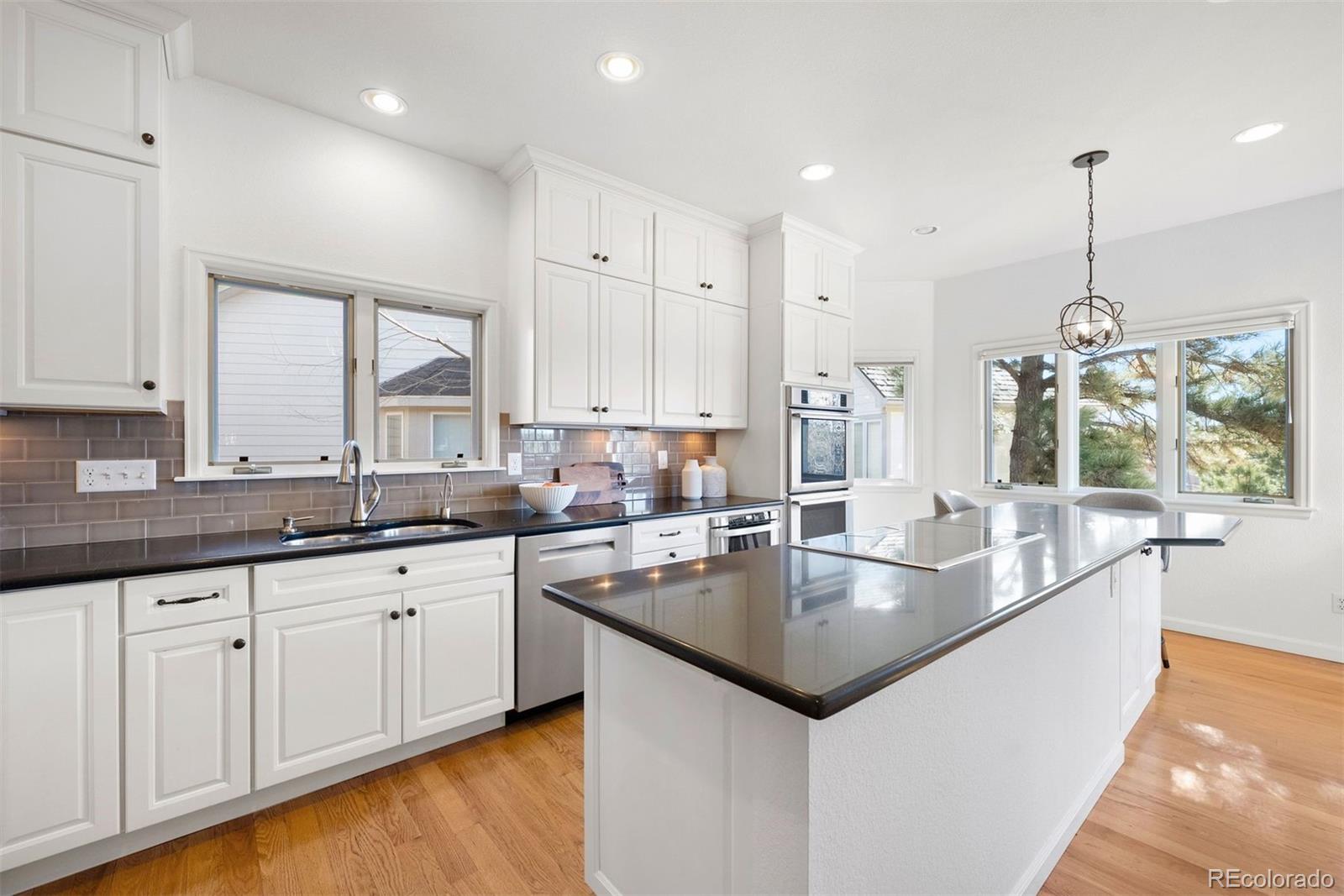 4212 E Orchard Place