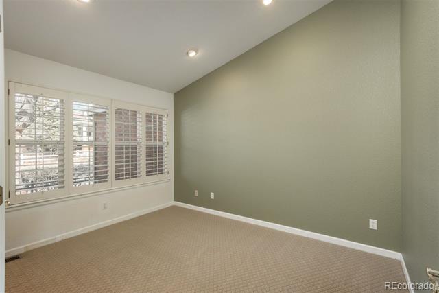 2472 W Peakview Court