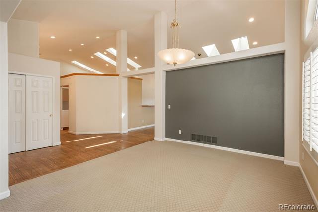 2472 W Peakview Court