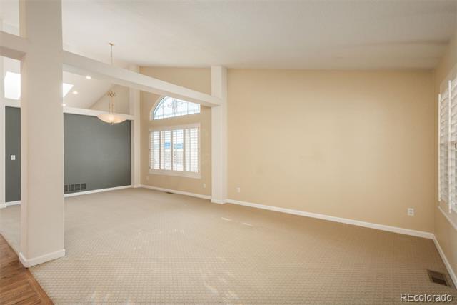 2472 W Peakview Court