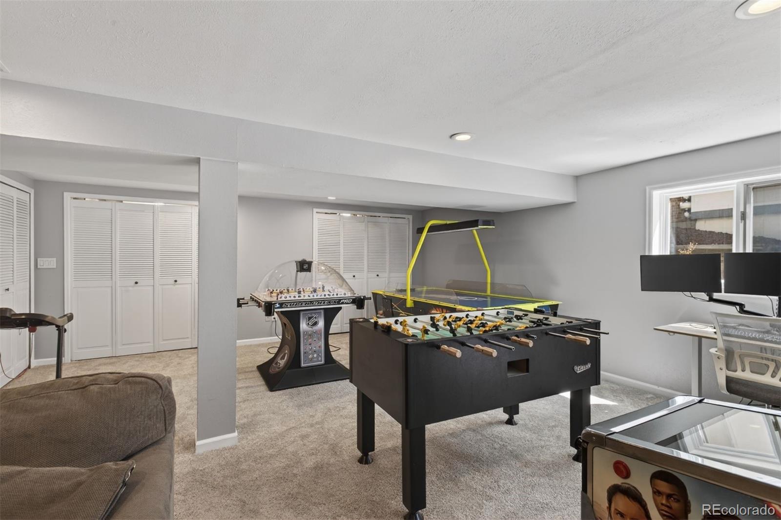 4823 E Links Circle
