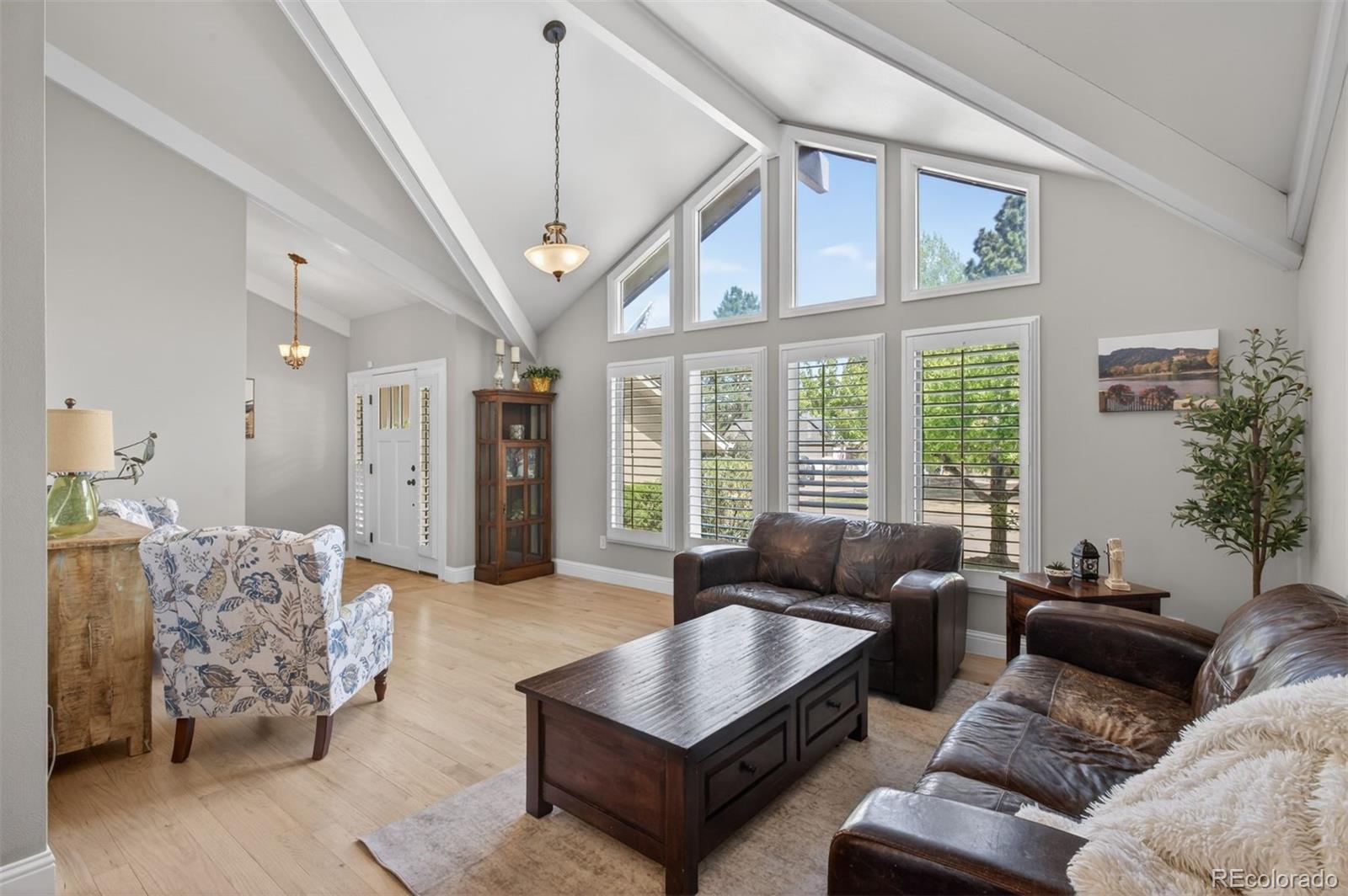 4823 E Links Circle