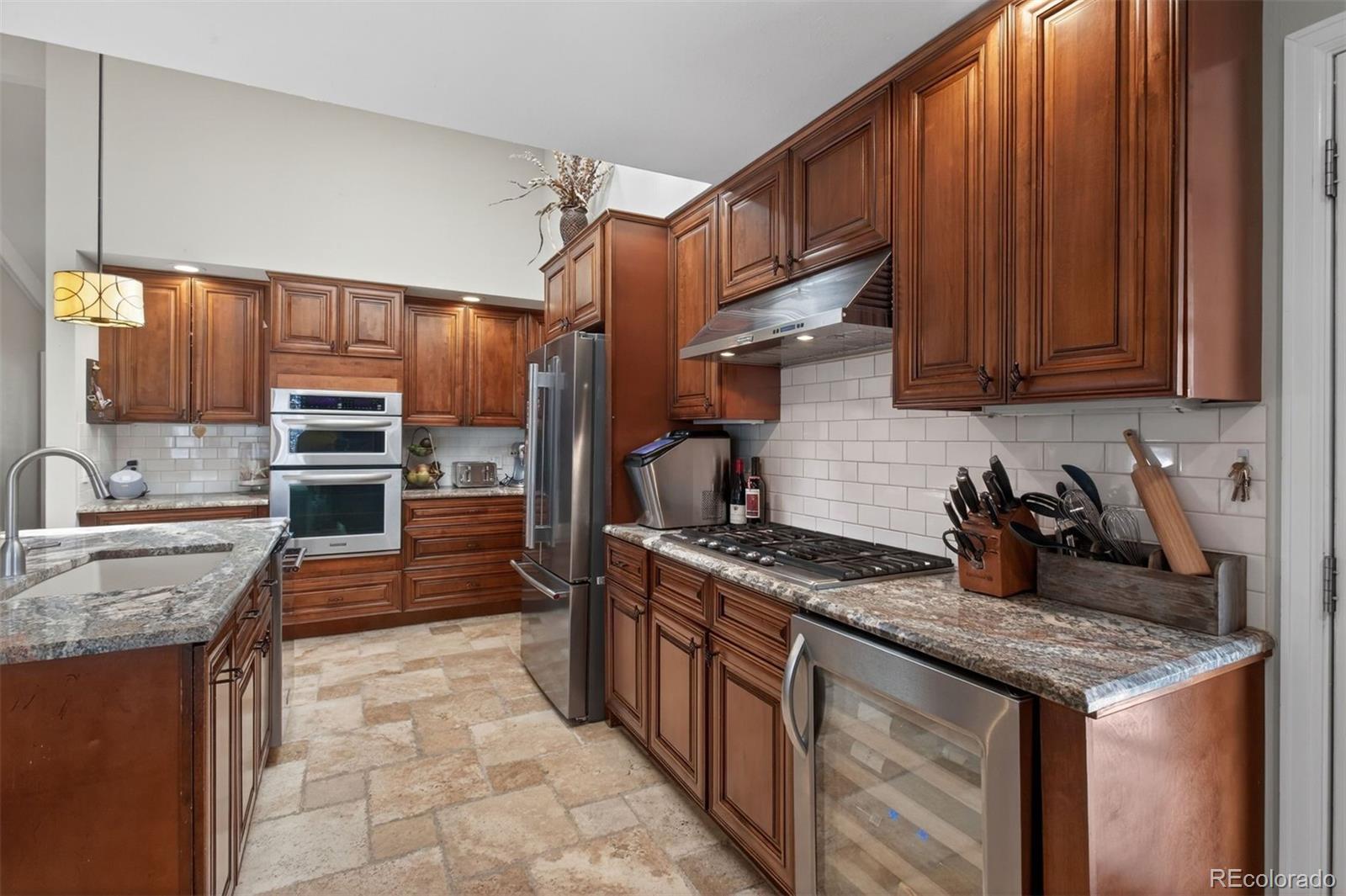 4823 E Links Circle
