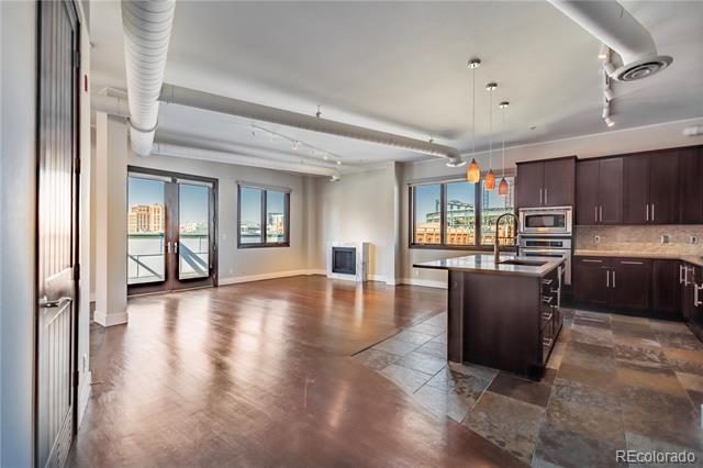 2101 Larimer Street Unit: 402