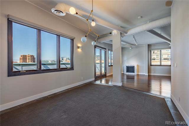 2101 Larimer Street Unit: 402