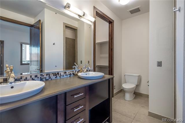 2101 Larimer Street Unit: 402