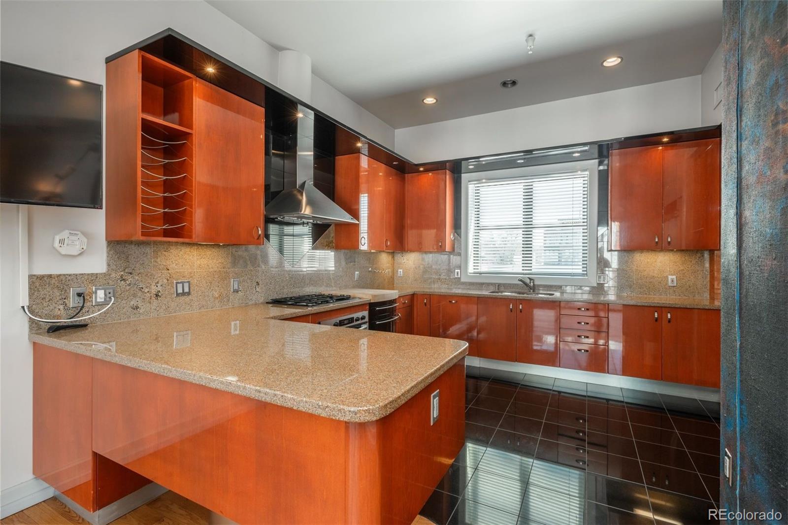 180 N Cook Street Unit: 509