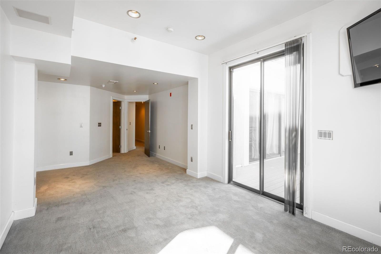 180 N Cook Street Unit: 509