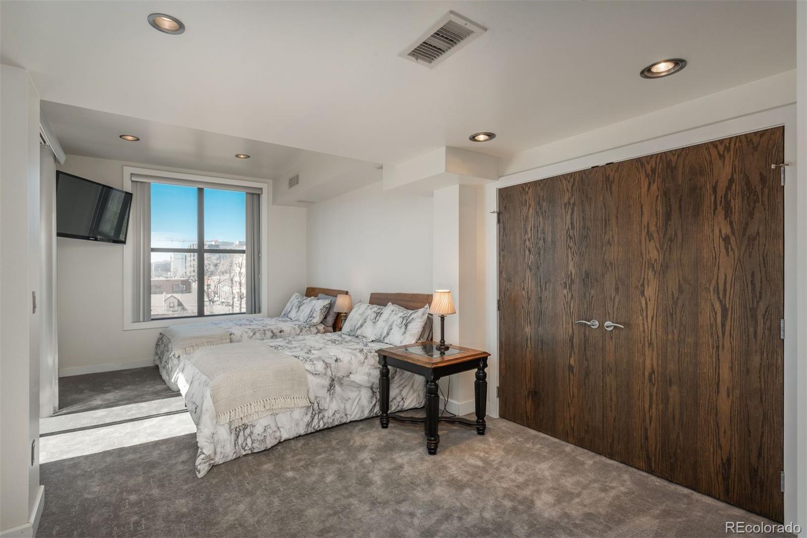 180 N Cook Street Unit: 509