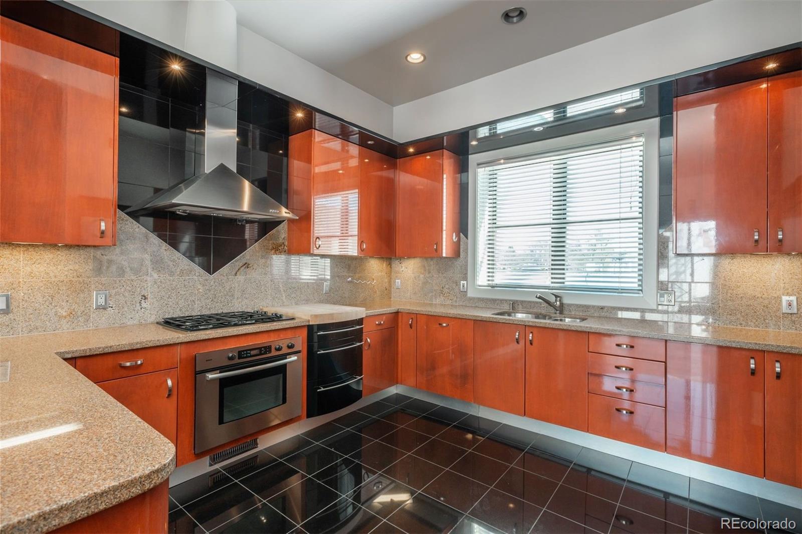 180 N Cook Street Unit: 509