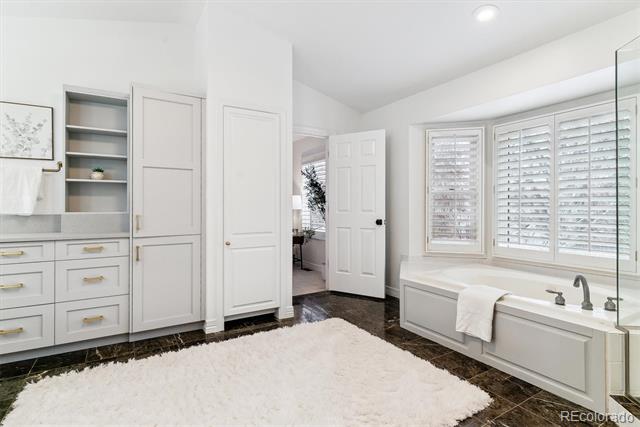 215 Locust Lane
