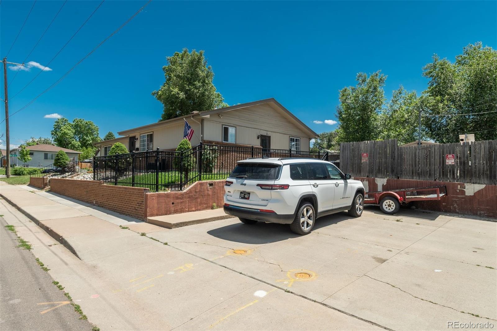 4701 & 4703 S Lincoln Street
