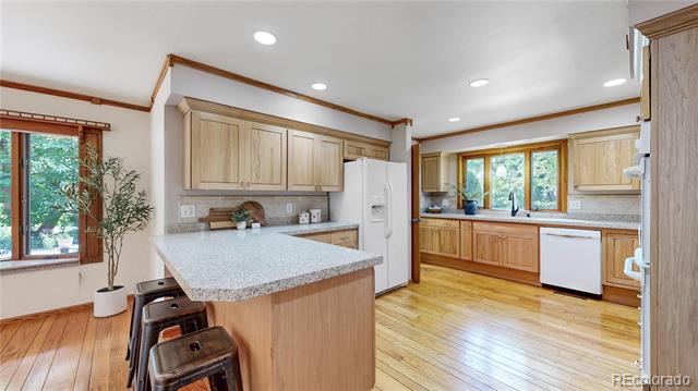 5770 Oak Creek Lane