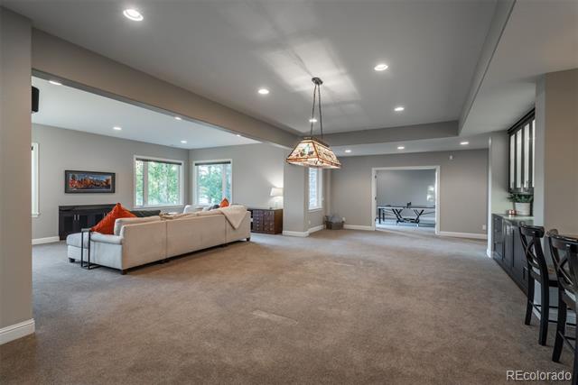 10109 S Shadow Hill Drive