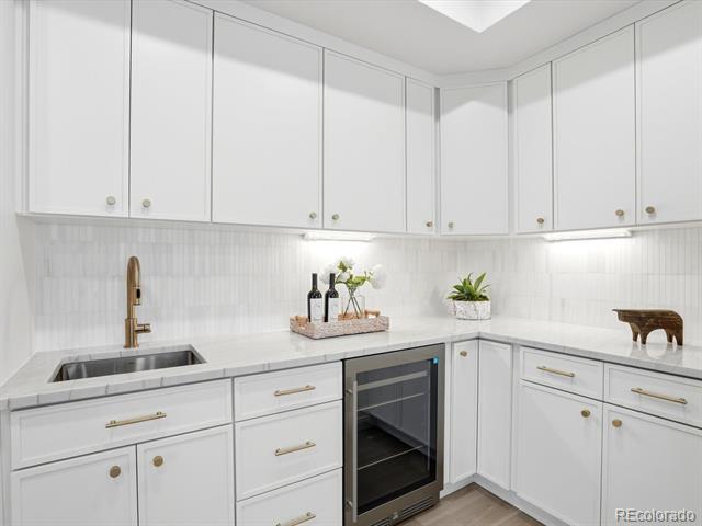 2800 S University Boulevard Unit: 174
