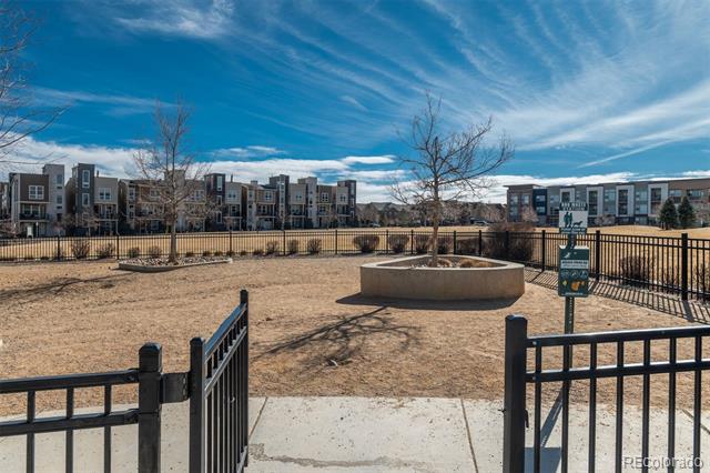 460 E Fremont Place Unit: 309