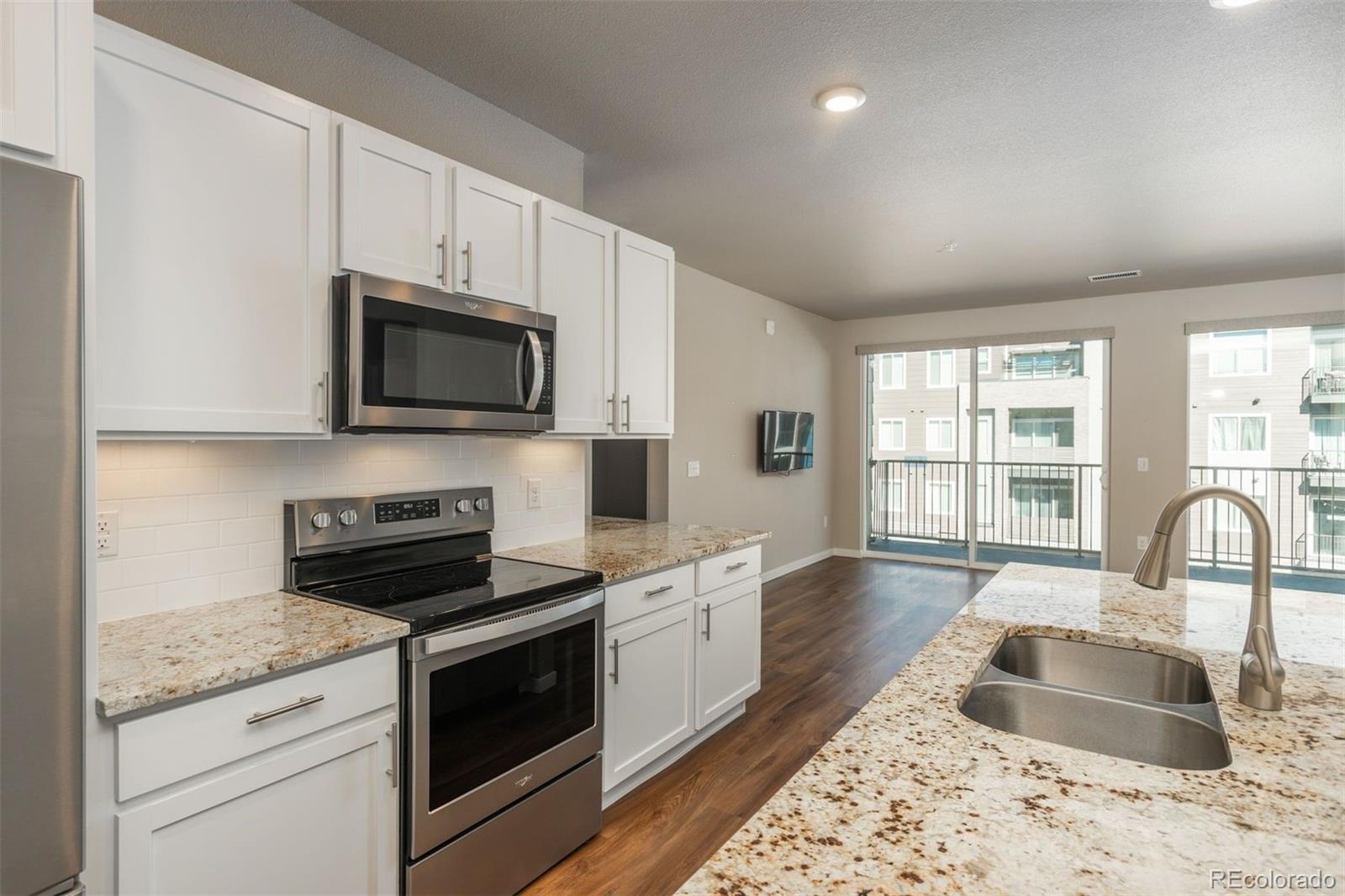 460 E Fremont Place Unit: 309