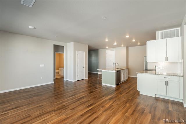 460 E Fremont Place Unit: 309