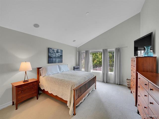 7628 Pineridge Terrace