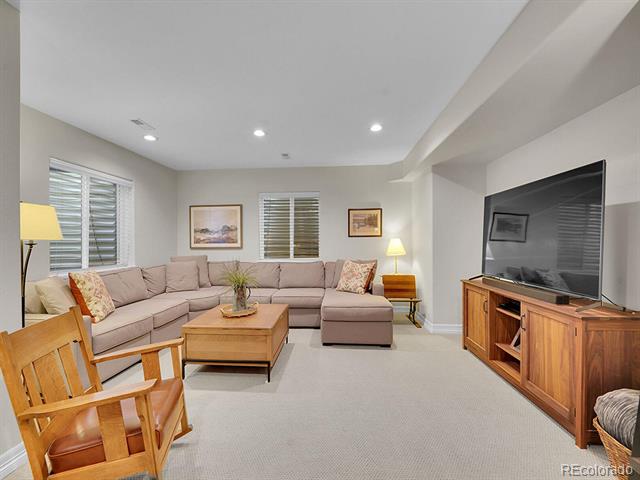 7628 Pineridge Terrace