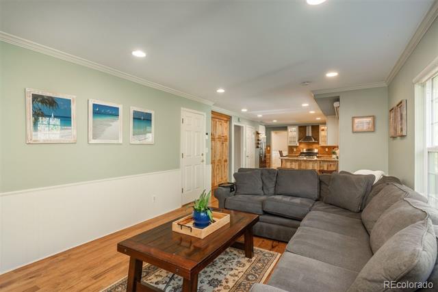 7169 S Grape Lane