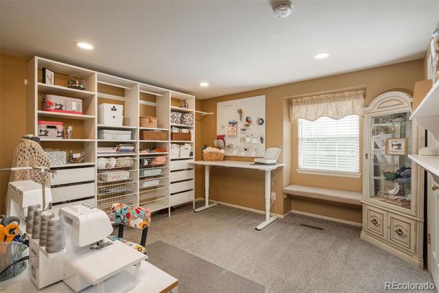 7169 S Grape Lane