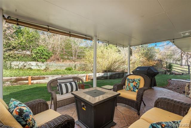 7169 S Grape Lane