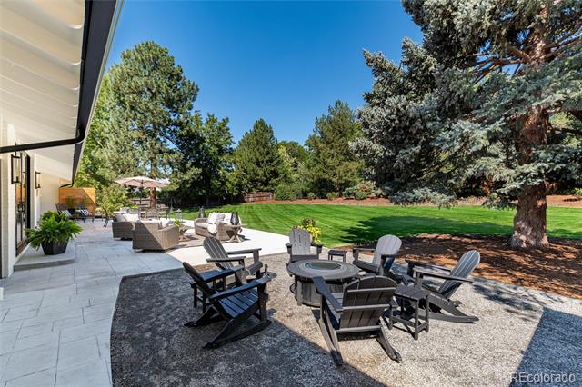 1555 Crestridge Drive