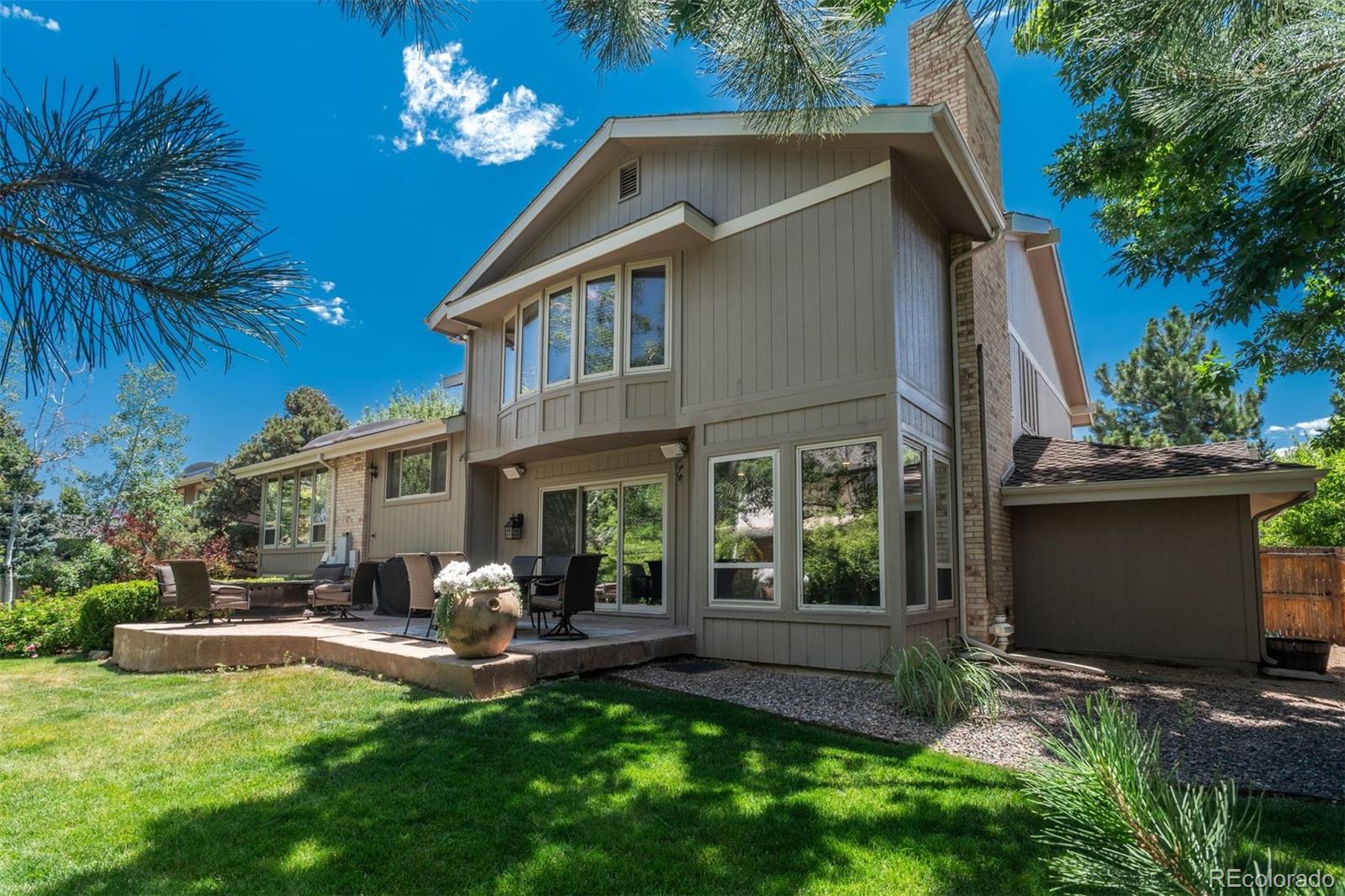 5373 E Links Circle