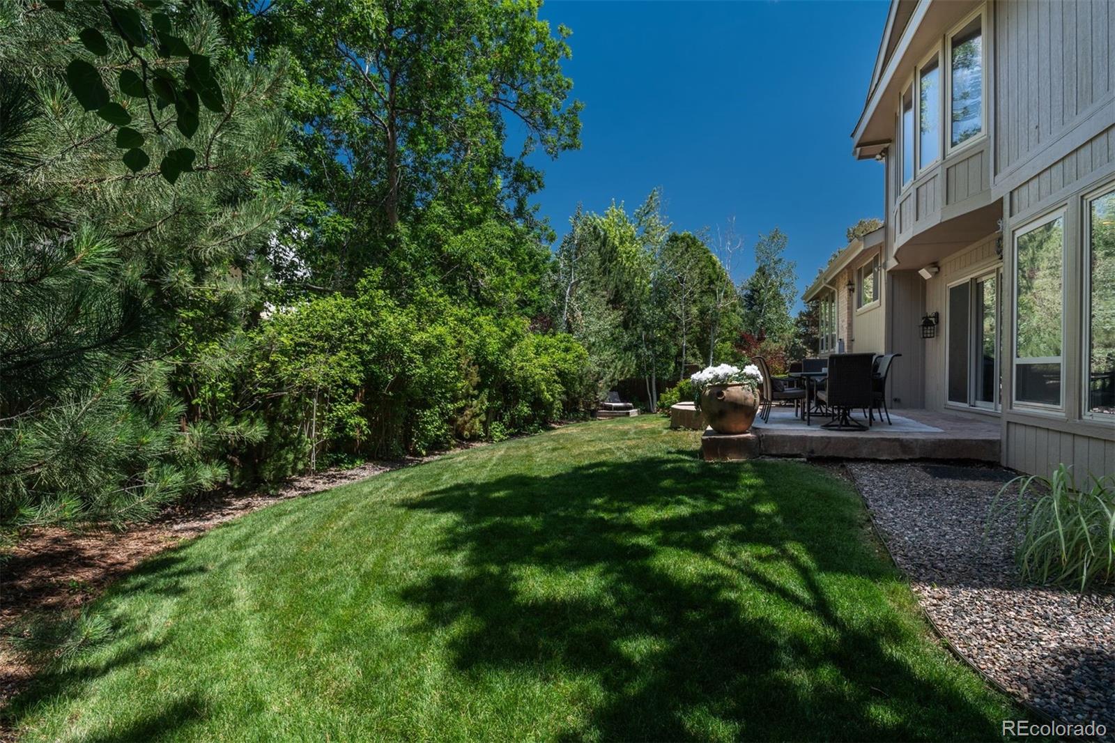 5373 E Links Circle