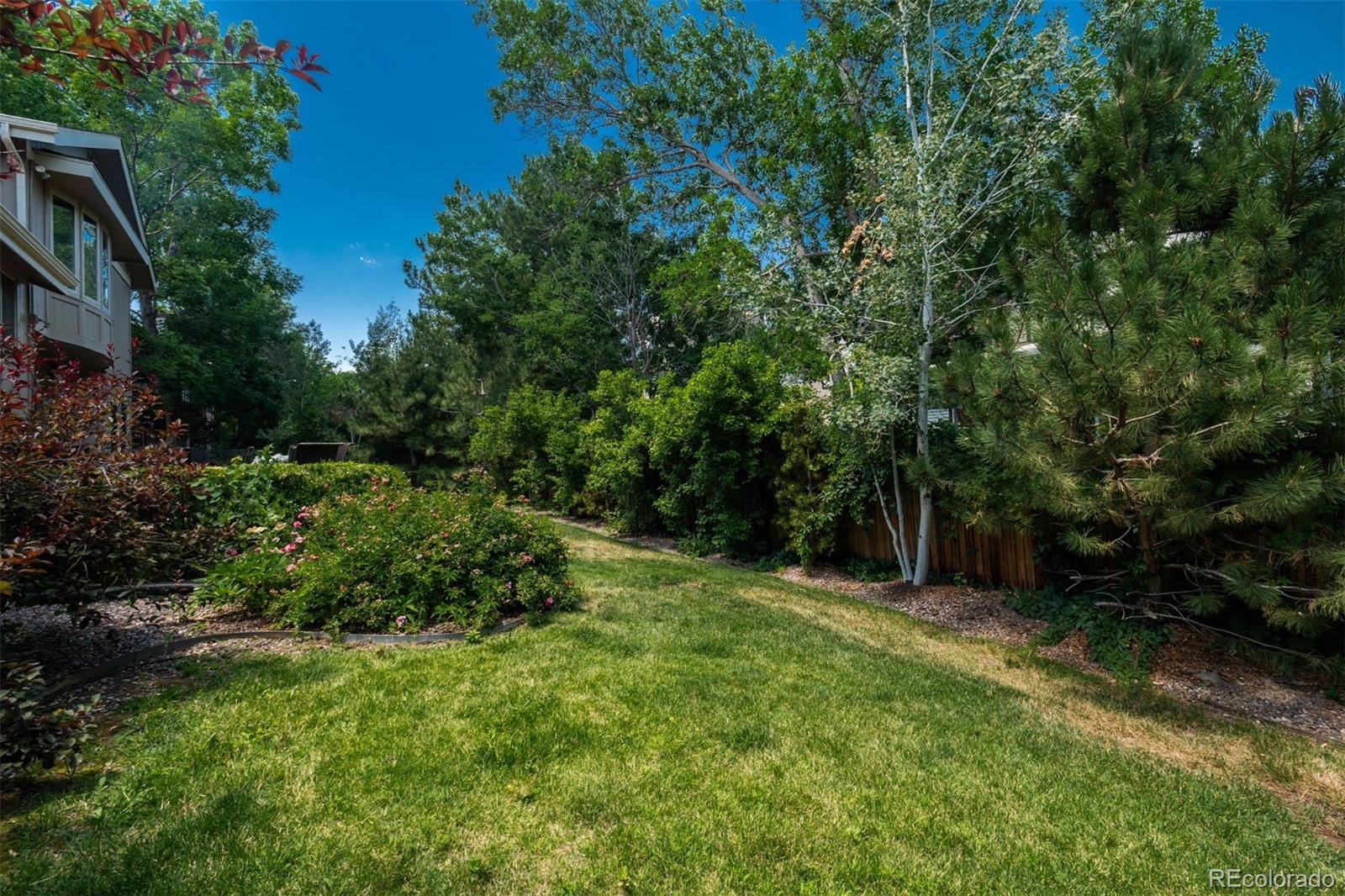 5373 E Links Circle