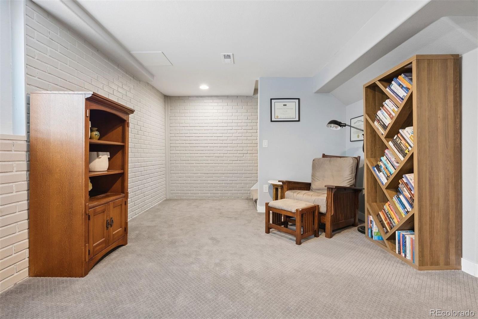 5580 S Lansing Way