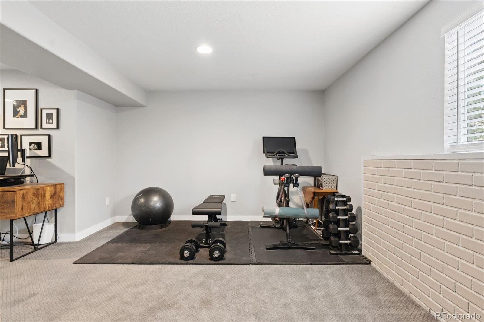 5580 S Lansing Way