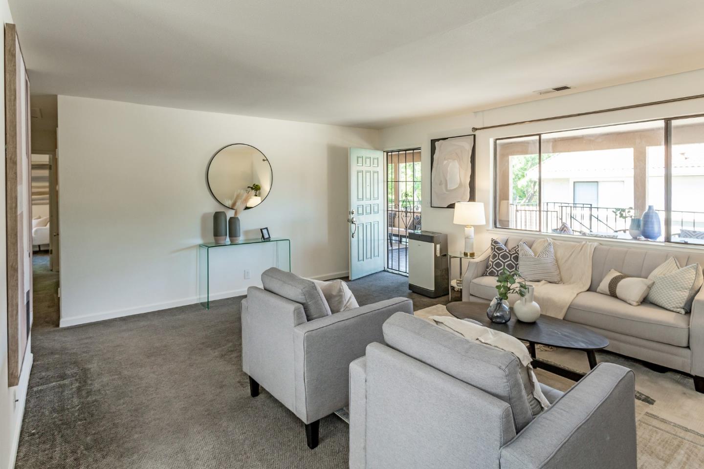 507 & 509 W Rincon AVE