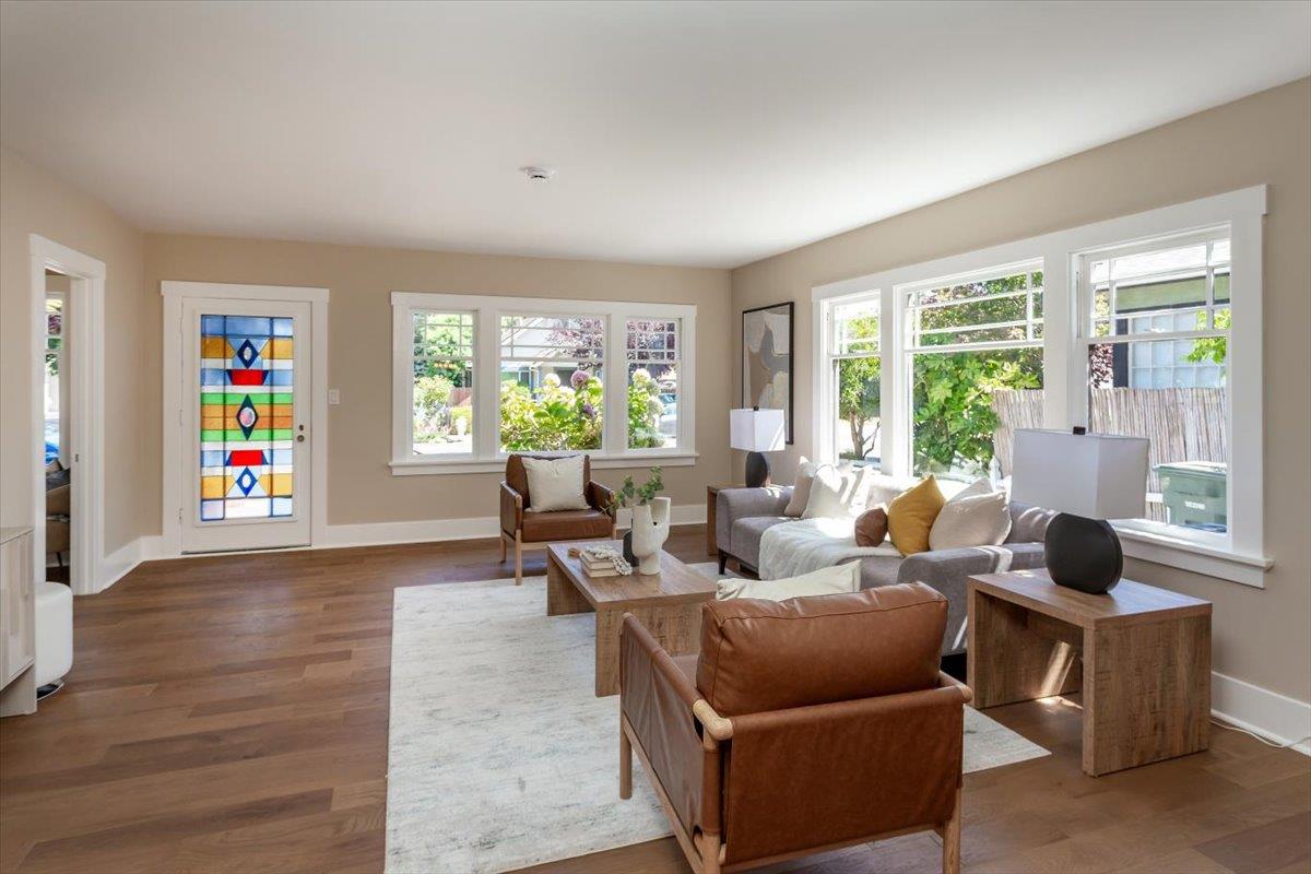 384 E Washington AVE