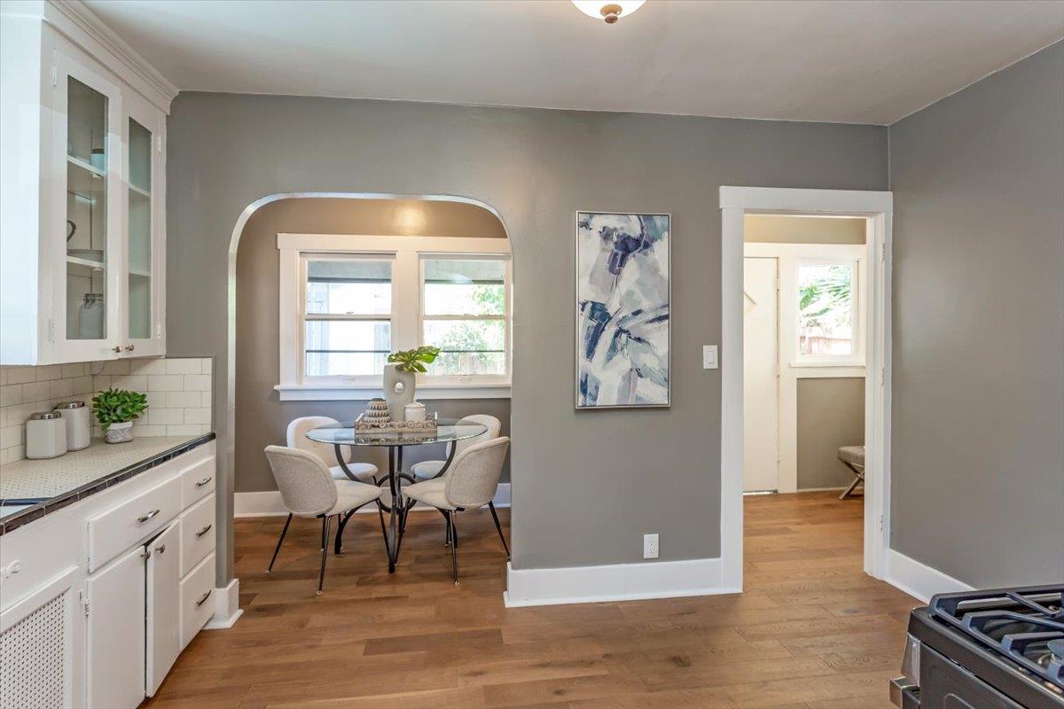 384 E Washington AVE