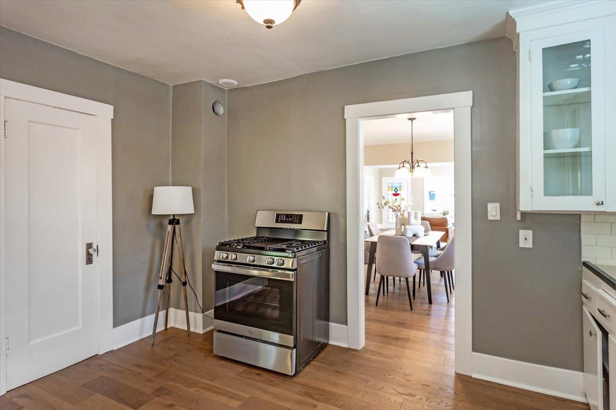 384 E Washington AVE