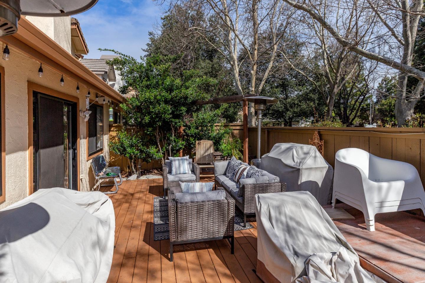 1374 Keenan WAY