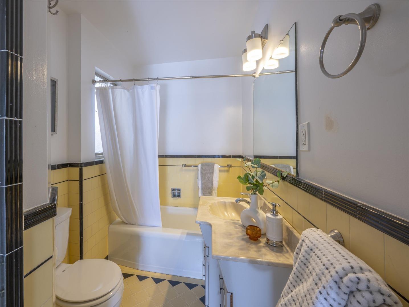 1196 Foothill Street