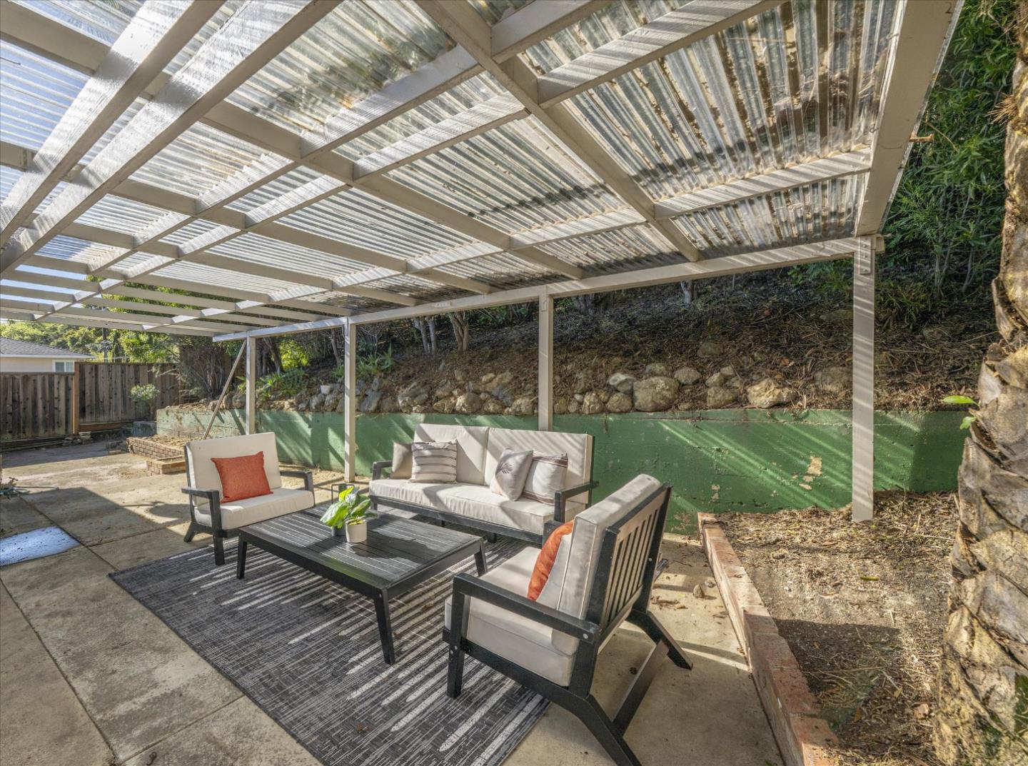 1196 Foothill Street