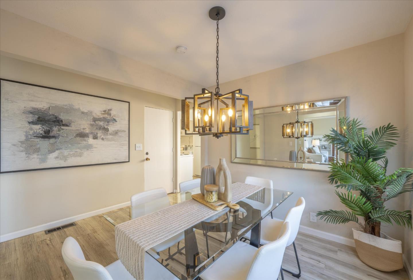 1196 Foothill Street