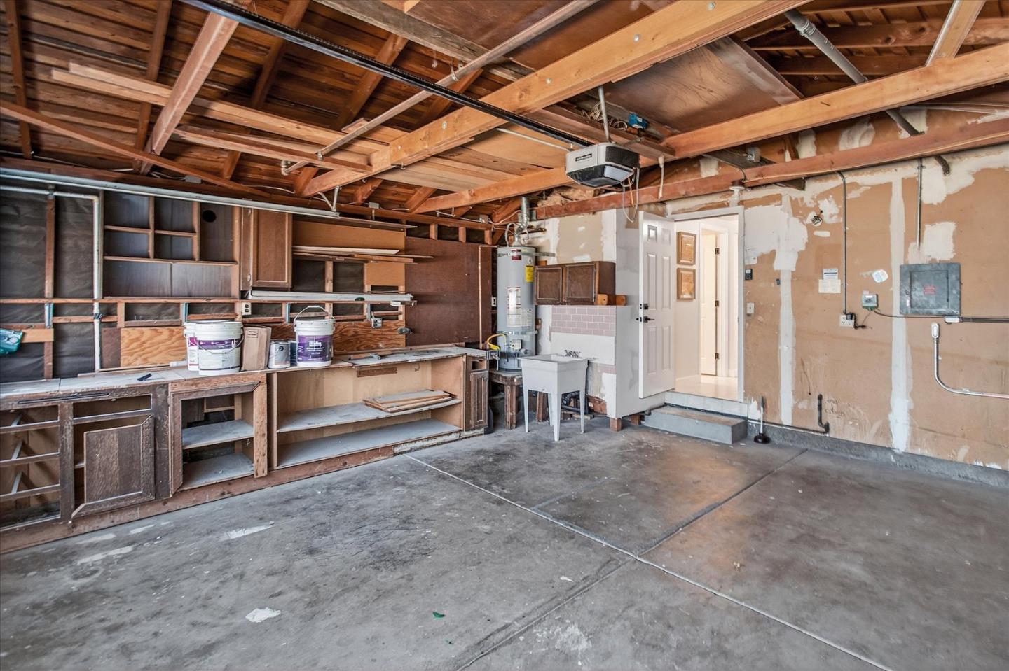 2758 Glorietta Circle