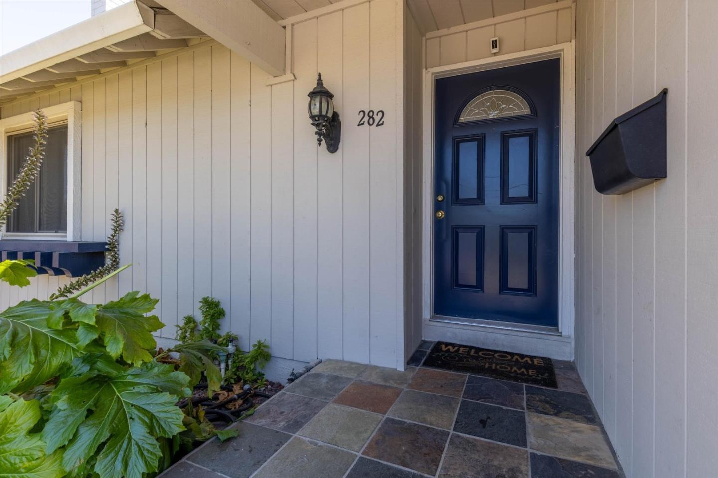 282 Bluefield DR