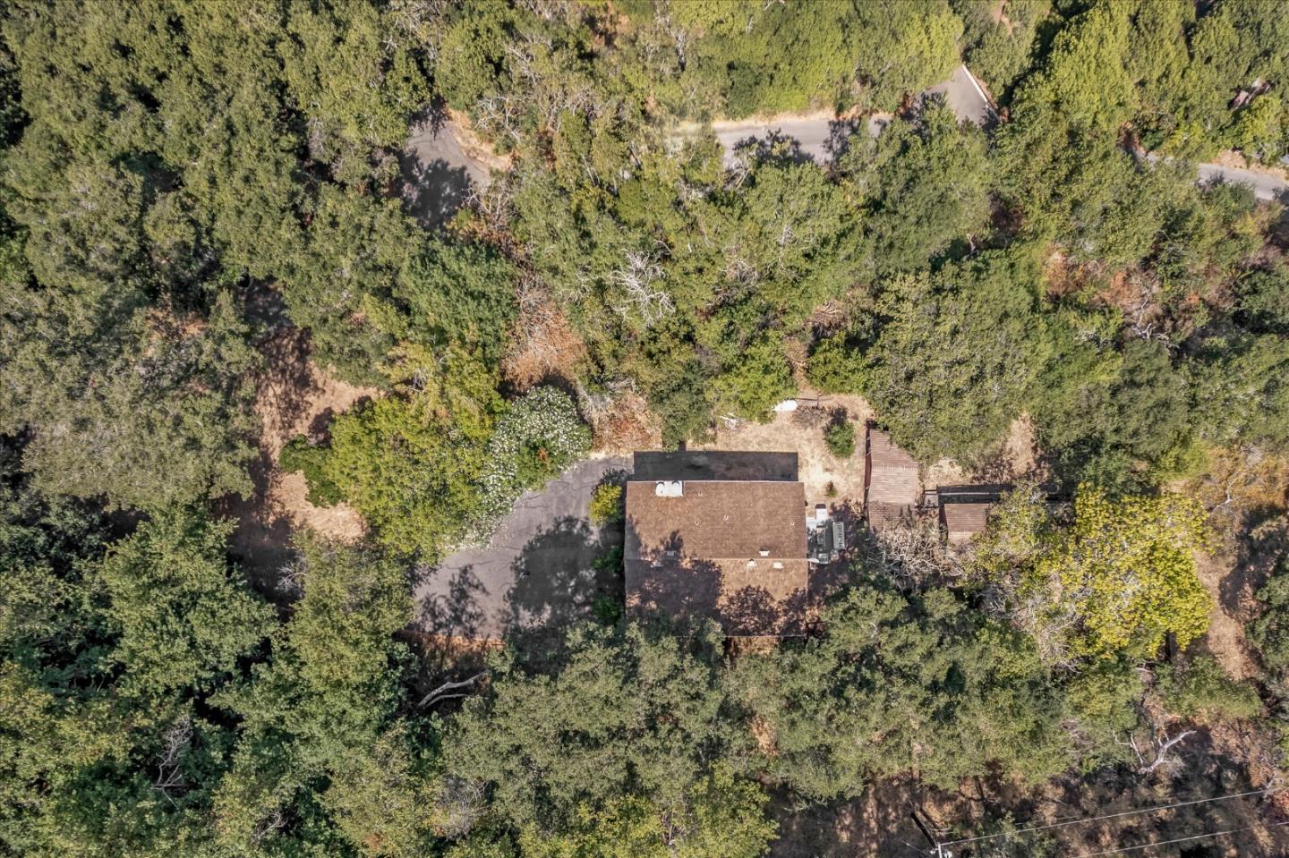 15895 Ravine RD