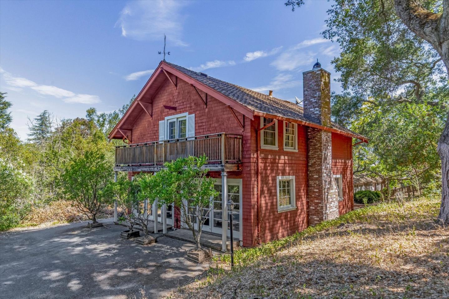 15895 Ravine RD