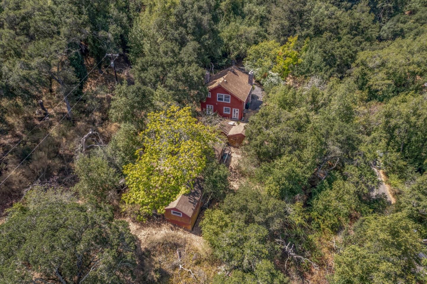 15895 Ravine RD