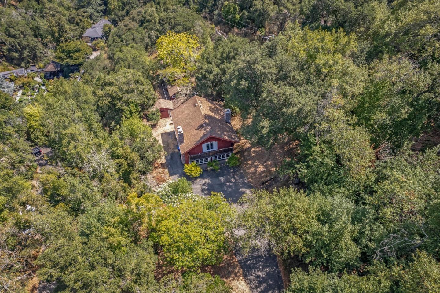 15895 Ravine RD