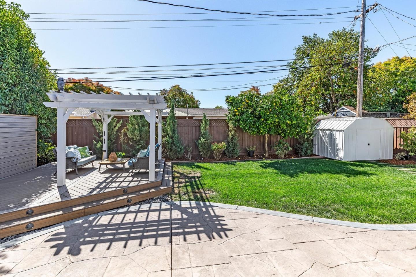 1162 Denver DR