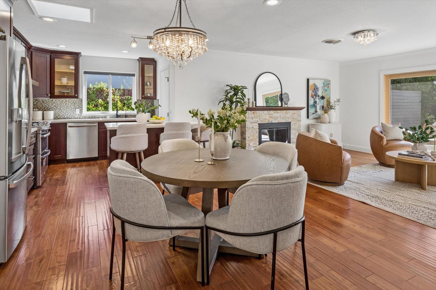 1162 Denver DR
