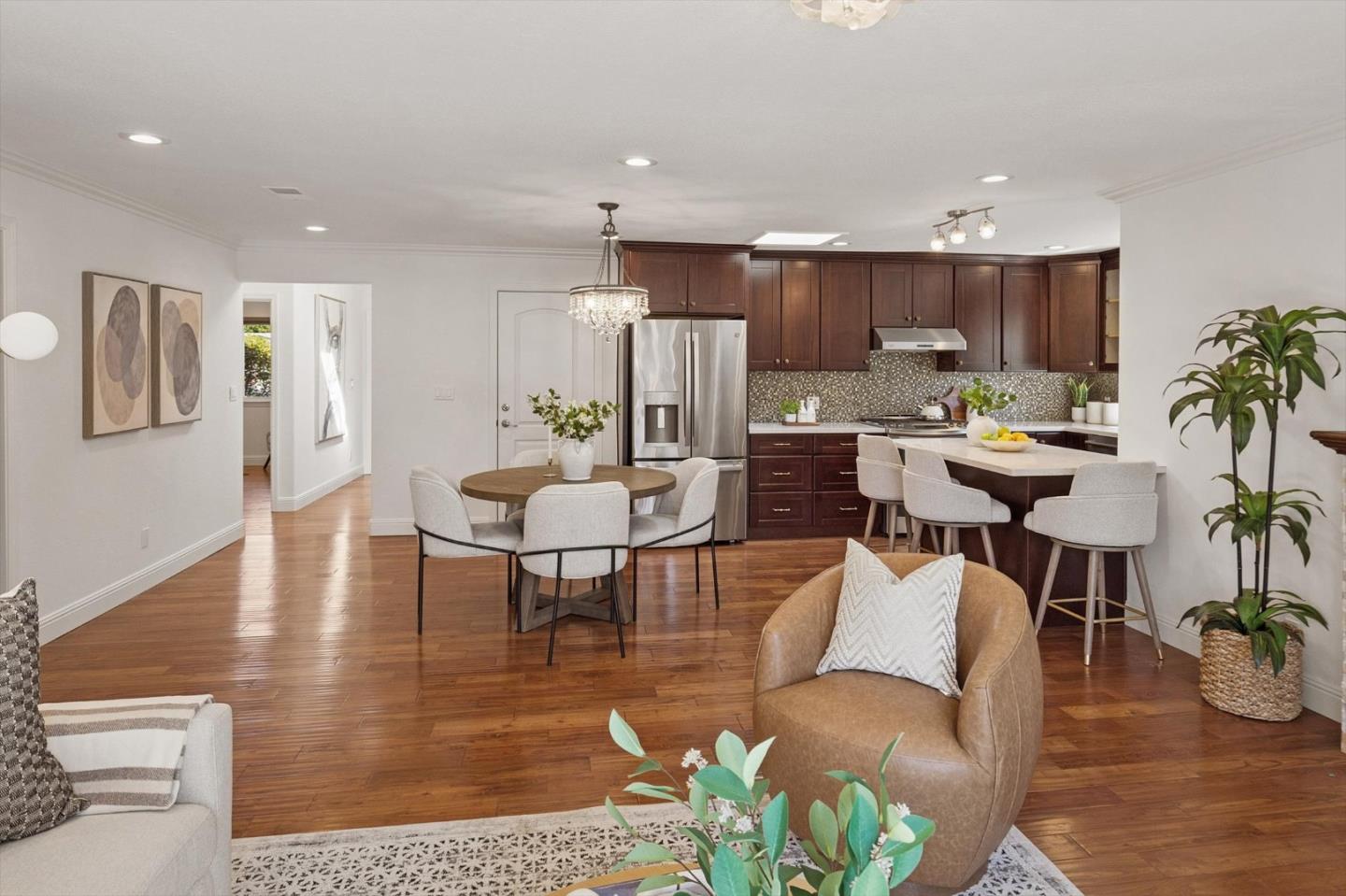 1162 Denver DR